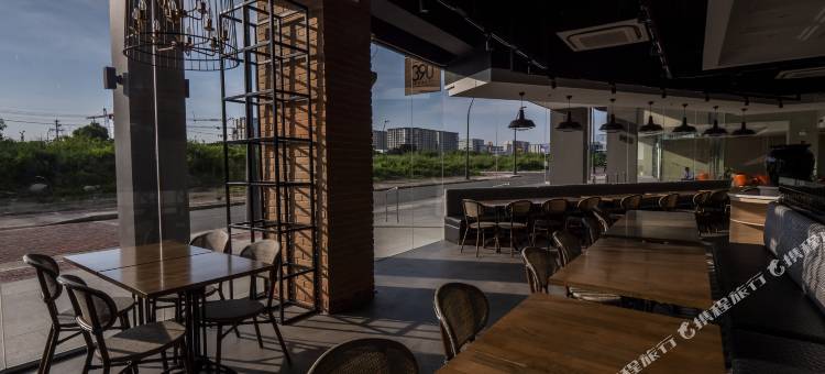 马尼拉湾红杉酒店(Sequoia Hotel Manila Bay)图片