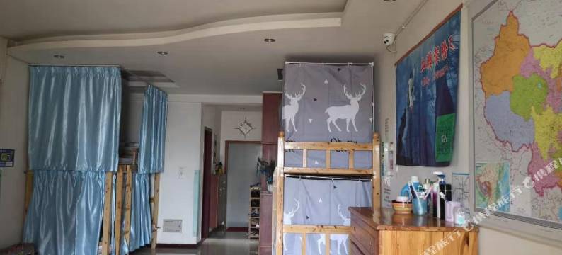 成都远方青年旅舍(一品天下地铁站店)图片