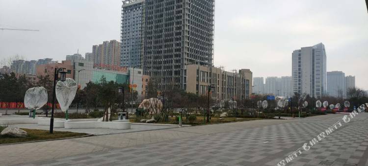 H水晶酒店(西安凤城七路市政府店)图片