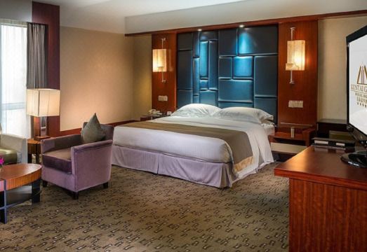 Kuntai Royal Hotel BeijingHotel Overview