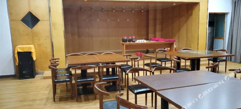 天柱山龙润假日酒店图片