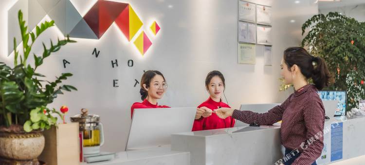 柏曼酒店(惠州仲恺汽车站店)图片