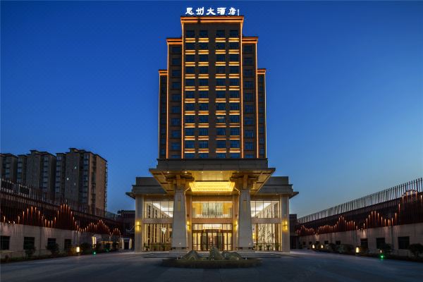 选择房间开业:2018酒店位于岑巩县新兴大道下段思州文苑旁,南依舞阳河