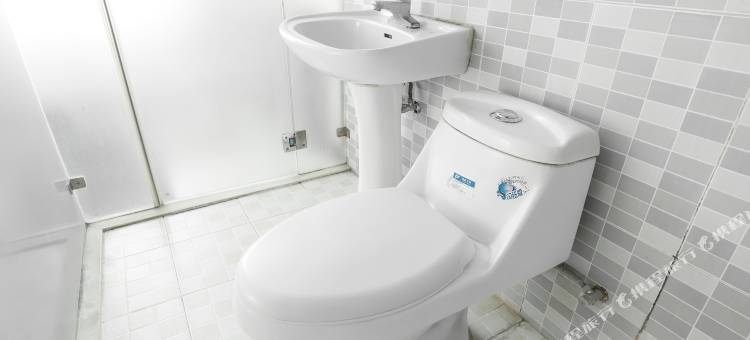 方新公寓(西安火车站五路口地铁站店)图片