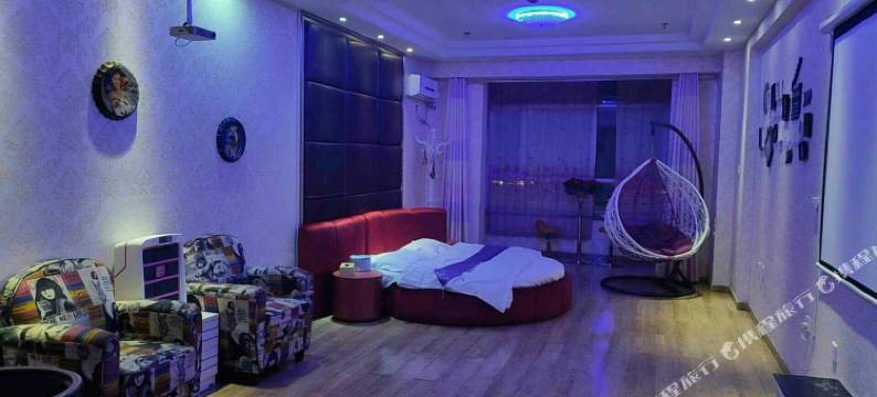 欢怡主题酒店(大同火车站店)图片