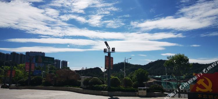 趣住城市民宿(十堰万达广场店)图片