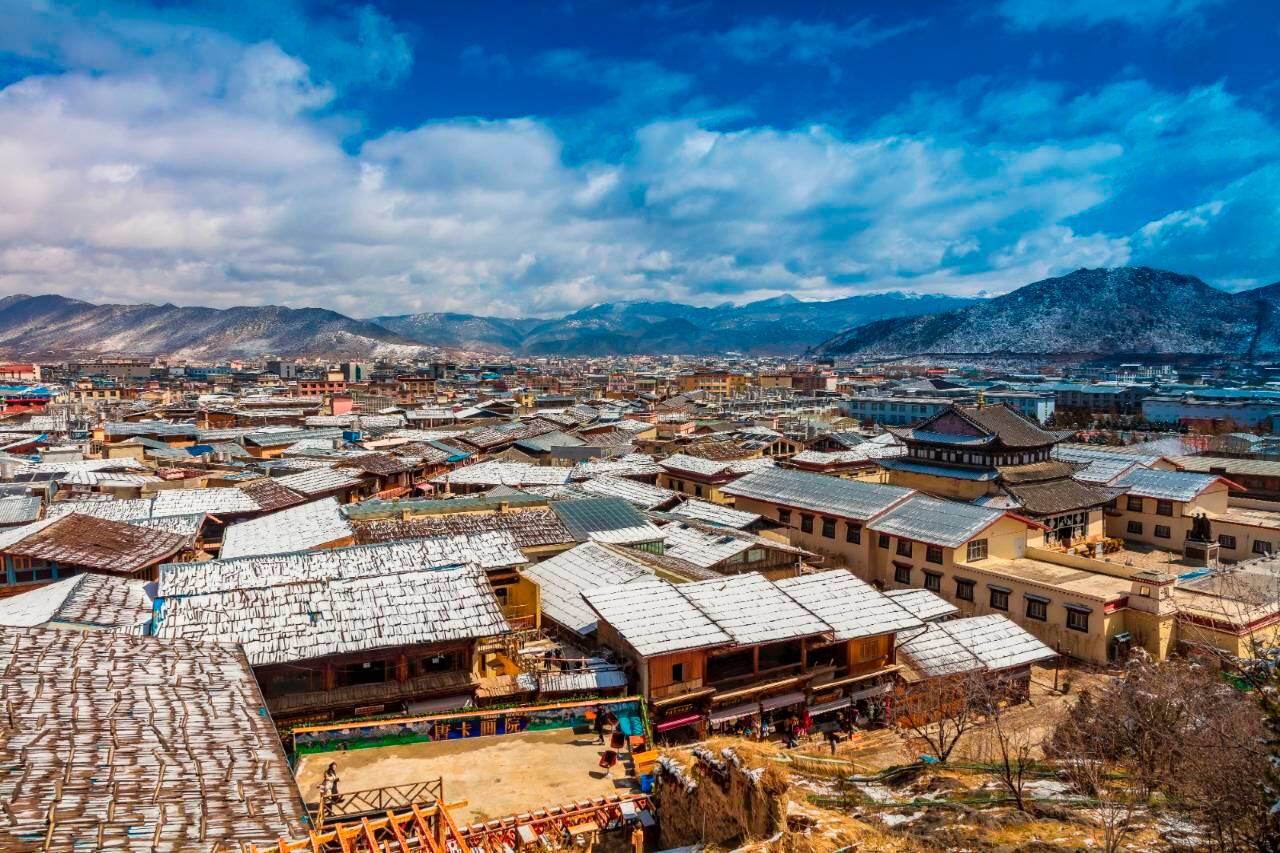 花筑·朗康达·藏遇悠音轻氧供暖轻奢美宿(独克宗古城月光广场店)图片