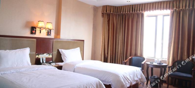 化州南津湾大酒店图片