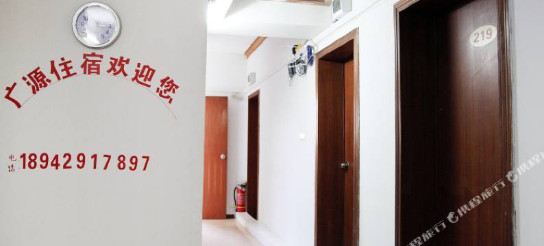 广源住宿(关东街汤逊湖社区店)图片