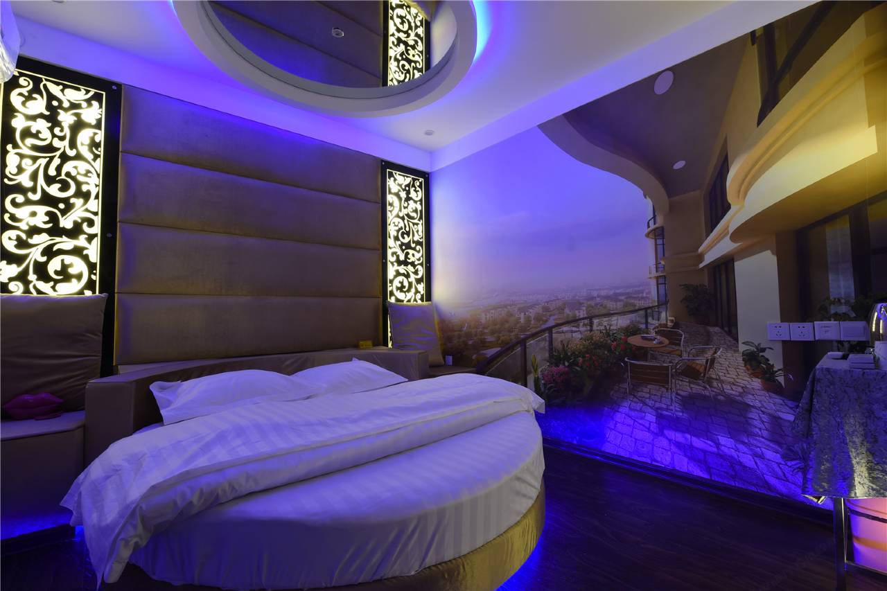 将爱主题酒店(济南西市场店)