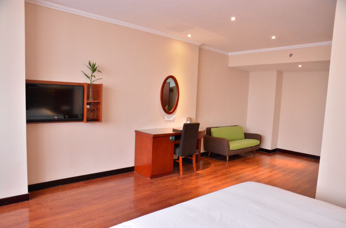 Greentree Inn Jiangsu Suqian Bawangjuding Square Express - 