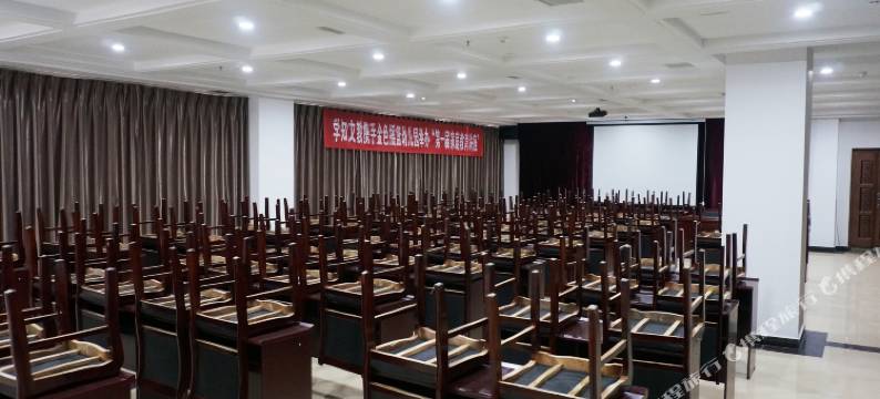 冕宁县泸沽品成大酒店图片