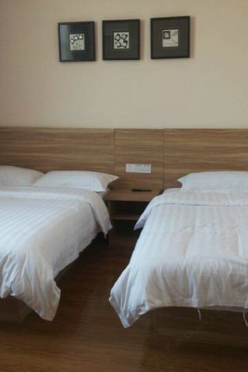 鸡东假日快捷宾馆图片