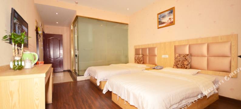 武汉天安宾馆( 白沙洲烽火村地铁站店)图片