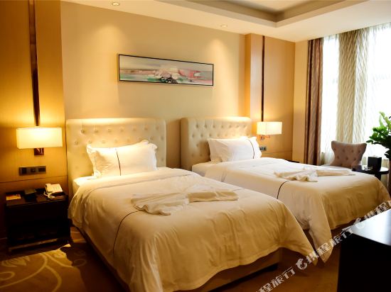 世纪星连锁艾尚酒店(佛山里水店)2晚 金沙洲天空之眼摩天轮门票