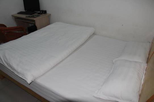 济南比家美招待所