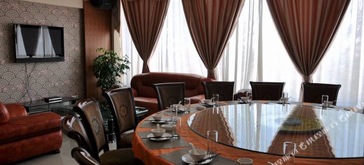 银川泉园饭店(西部影视城贺兰演艺小镇店)图片