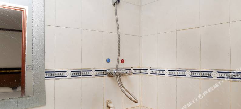 深圳海逸宾馆(老街地铁站店)图片