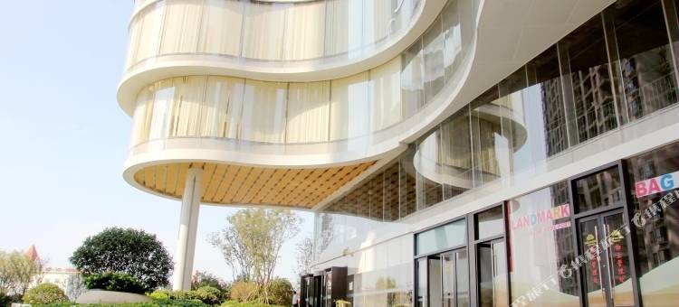 斯维登度假公寓(青岛火车站栈桥店)图片