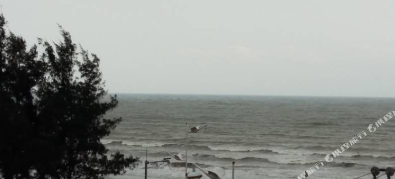 东兴新华越宾馆图片