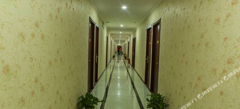 天津金普顿住宿(靖江路地铁站店)图片