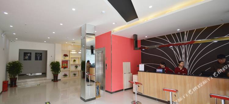 天伦豪圣酒店(登封嵩阳景区店)图片