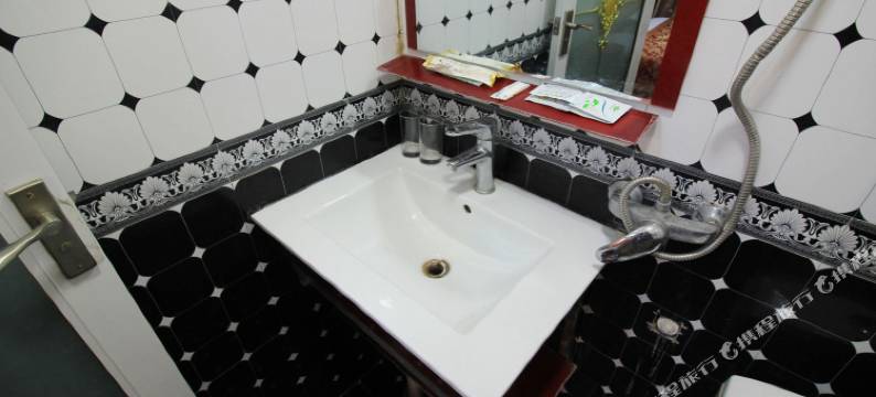 广安宾馆(方城科技馆店)图片