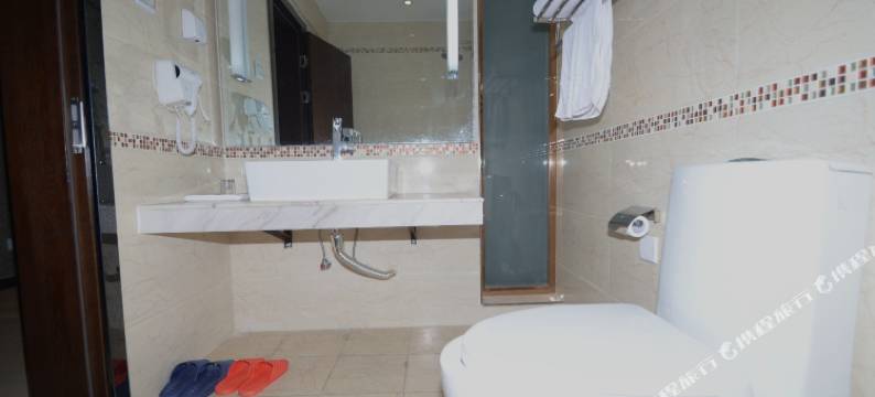 海源商务酒店(保定定兴汽车站店)图片