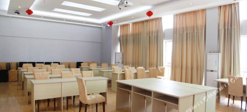 七喜城市酒店(武汉东西湖店)图片