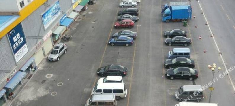 柏曼酒店(广州东站天平架地铁站店)图片