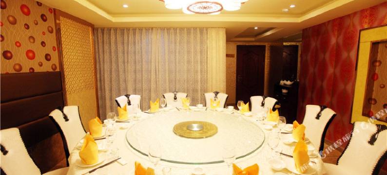 西昌悦荣嘉年大酒店图片