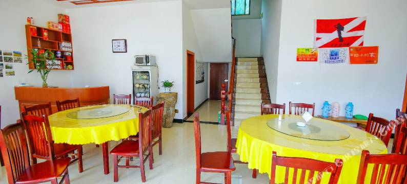 婺源江岭东篱居图片