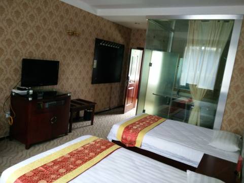 哈巴河碧树春宾馆