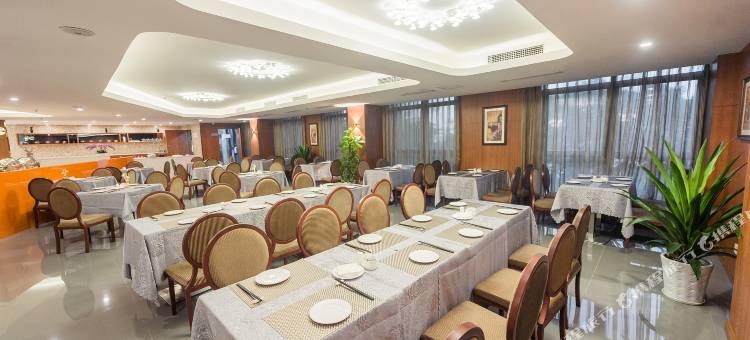 光宇尚滨戴斯酒店(南坪步行街店)图片