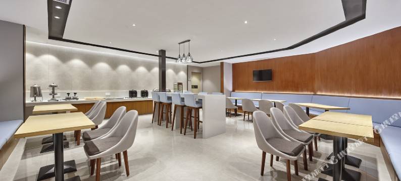 精途酒店(深圳松岗地铁站店)图片