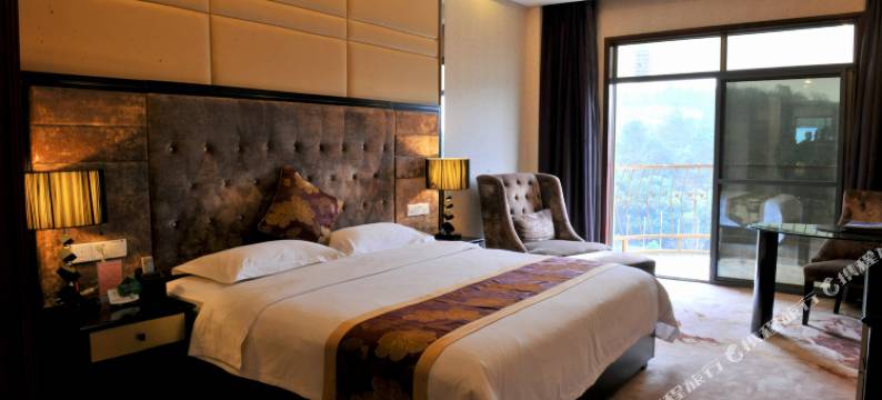 雷山德丰凯隆温泉酒店图片