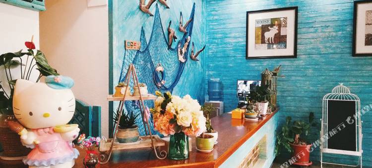 花映像主题客栈(罗平金花玉湖文旅小镇店)图片