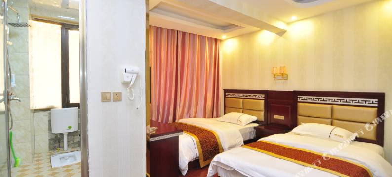 昆明苏萱精品宾馆(云大医院潘家湾地铁站店)图片