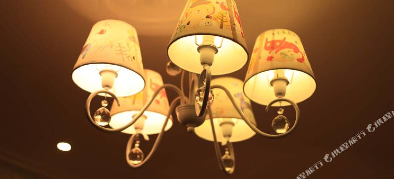 克拉玛依尚品唯爱酒店图片