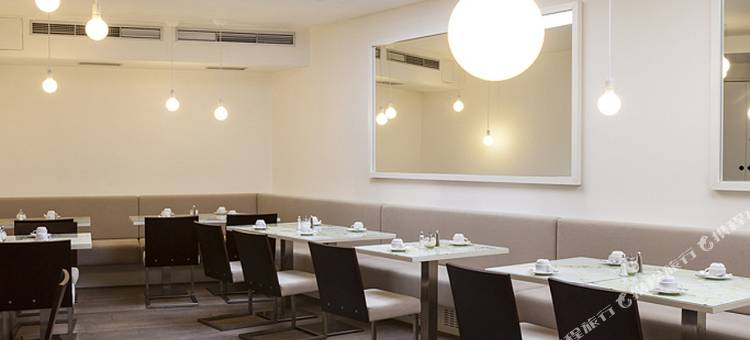 纯白酒店(Pure White)图片