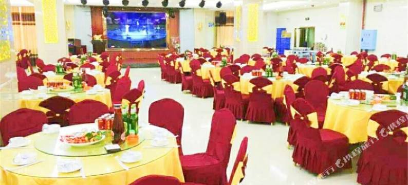 平江纯溪大酒店图片