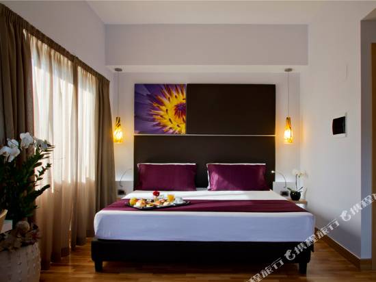 聖彼得羅格拉維納酒店