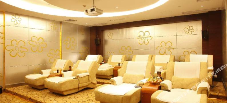 廉江罗二酒店图片