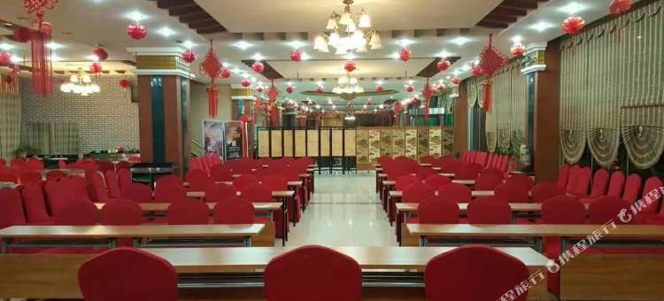 银川泉园饭店(西部影视城贺兰演艺小镇店)图片