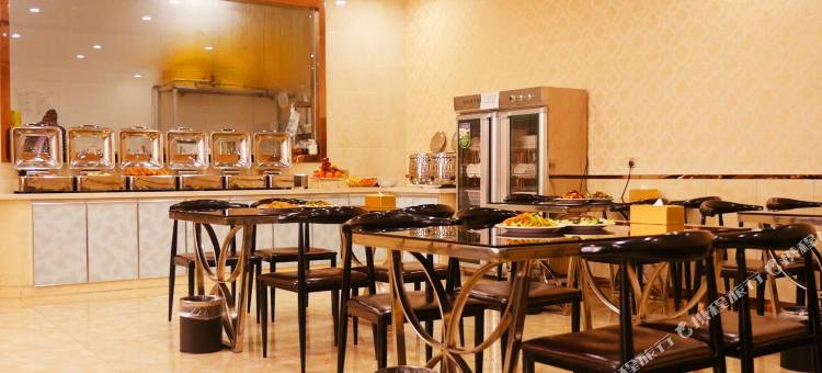 伊宁益益利群大酒店图片