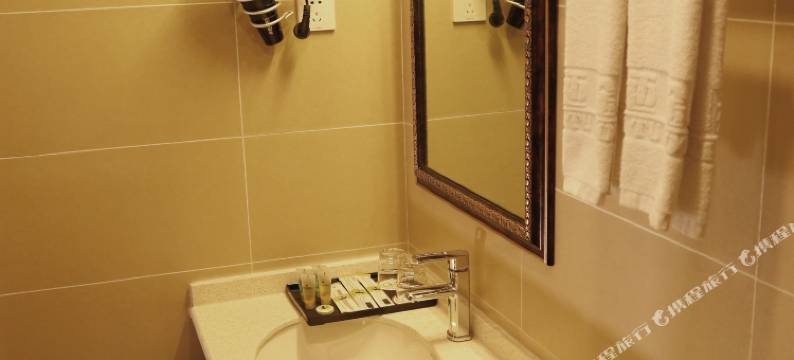 迈途客栈(保定华电科技学院店)图片