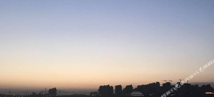 南昌晴天公寓(红谷中大道地铁站店)图片