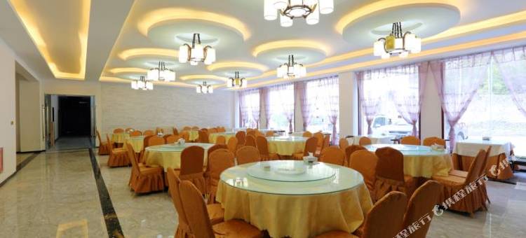 理县枫庭月榭酒店(毕棚沟景区店)图片