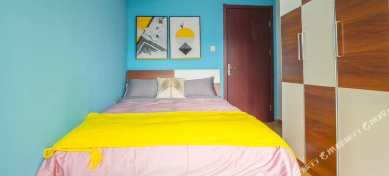 济南千佛山大明湖趵突泉泉城中心豪华四居室复式图片