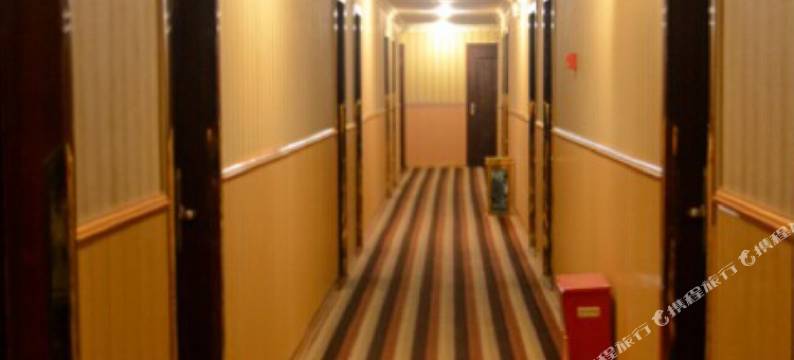 南宁鸿途商务宾馆(火车站店)图片